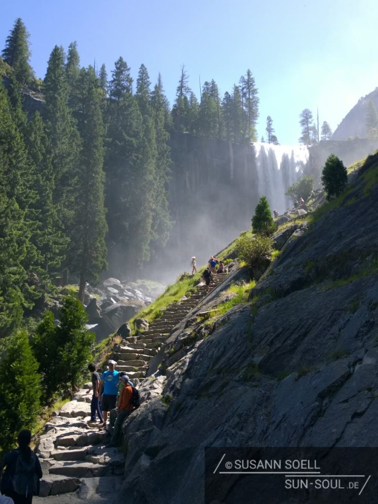 Steiler Felsweg hinauf zu den Vernal Falls